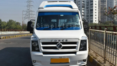 How to Select the Right 12-Seater Tempo Traveller for Group Trips in the city of Pune